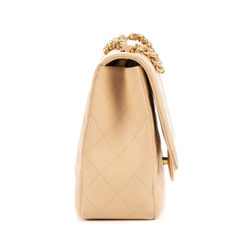 Chanel Classic Flap Jumbo - Picture 5 of 10